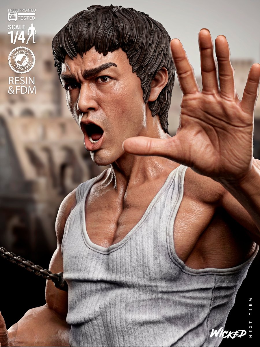 Bruce Lee Portrait Bust - Image 3