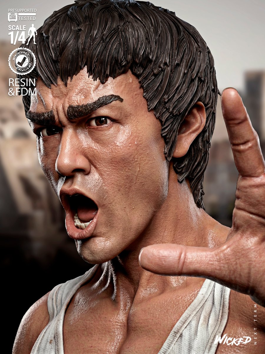 Bruce Lee Portrait Bust - Image 4