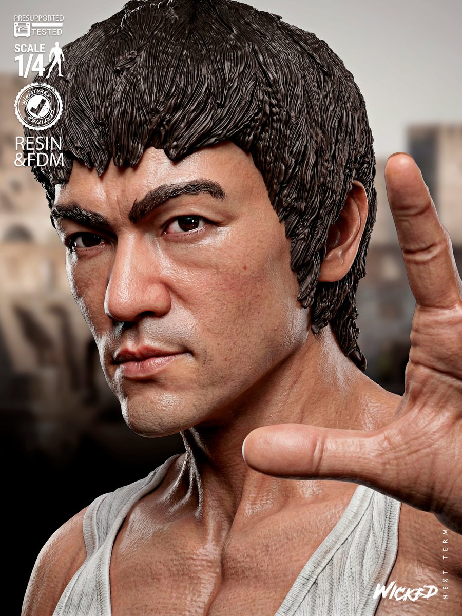 Bruce Lee Portrait Bust - Image 5