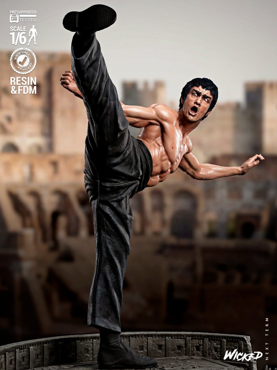 Bruce Lee Sculpture - Image 2