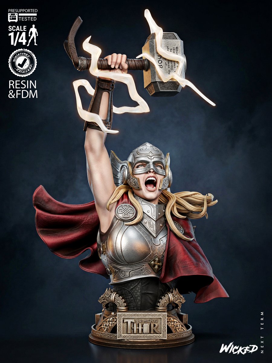 Marvel The Mighty Thor Portrait Bust