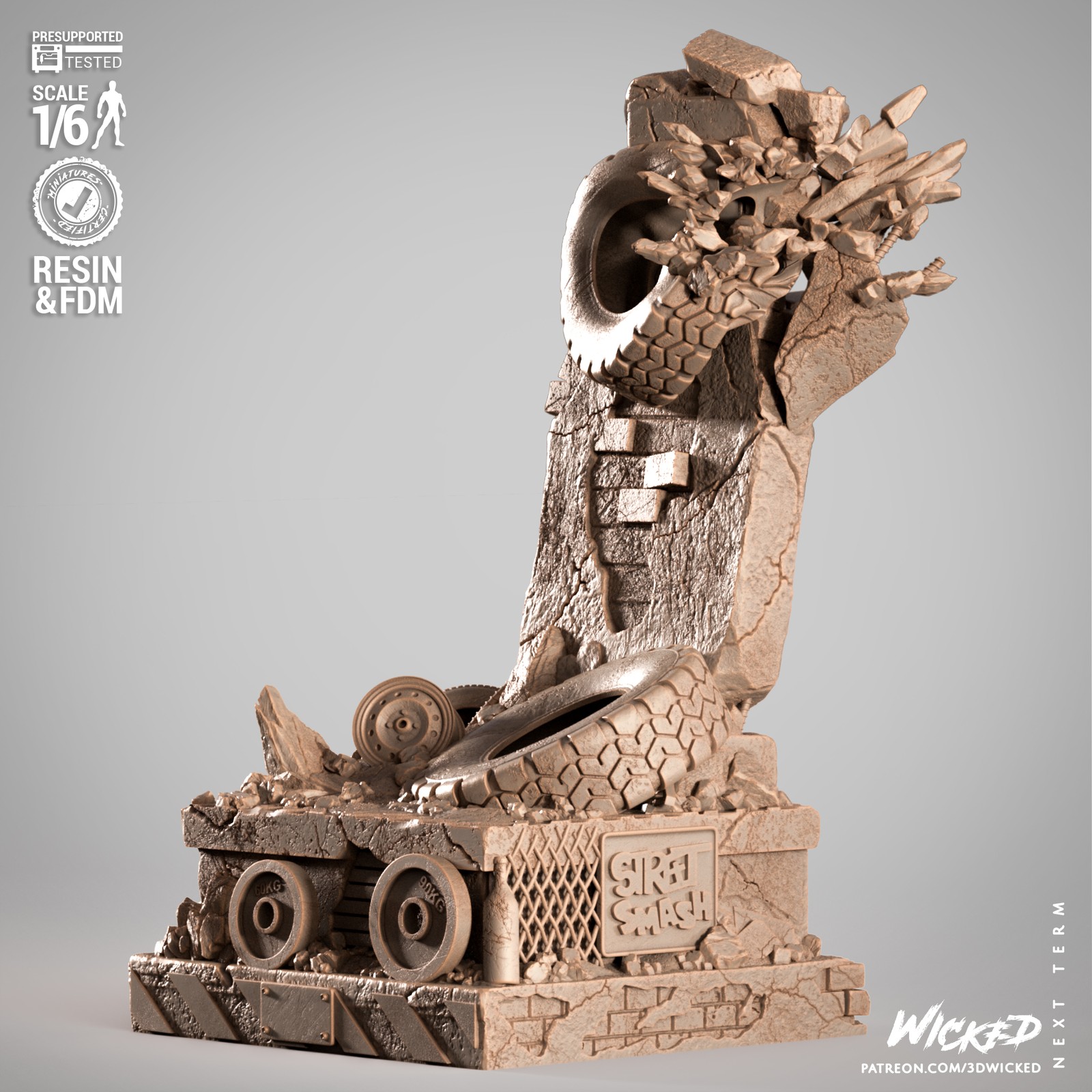 She Hulk Sculpture - Image 2